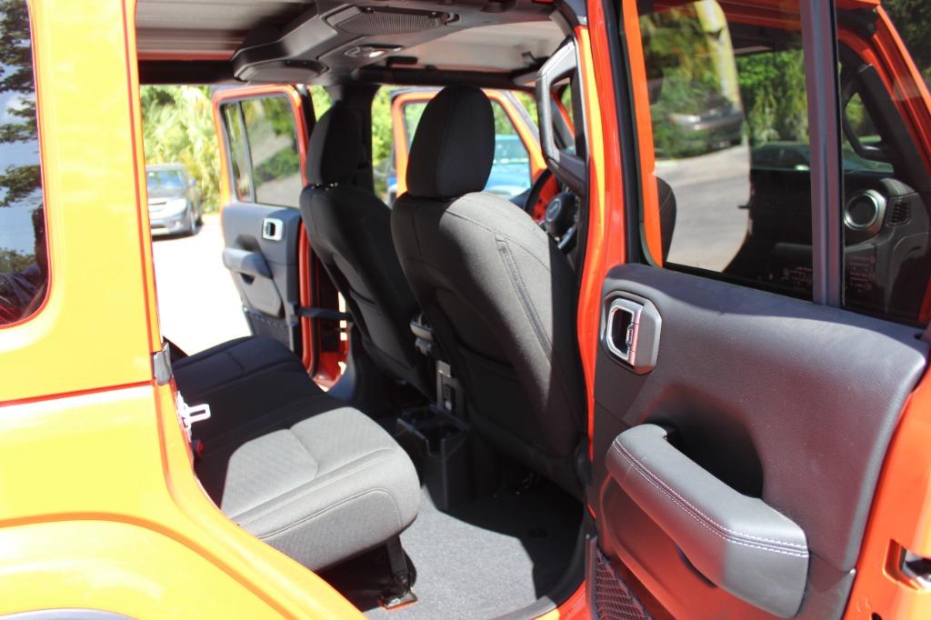2018 Jeep Wrangler - $31,995