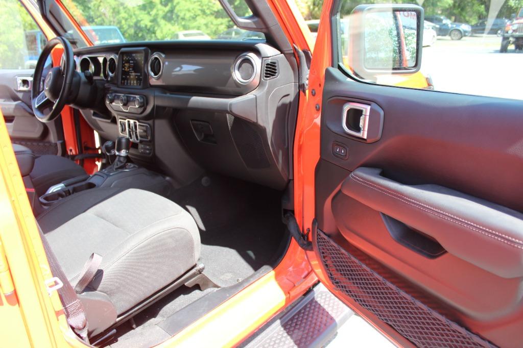 2018 Jeep Wrangler - $31,995