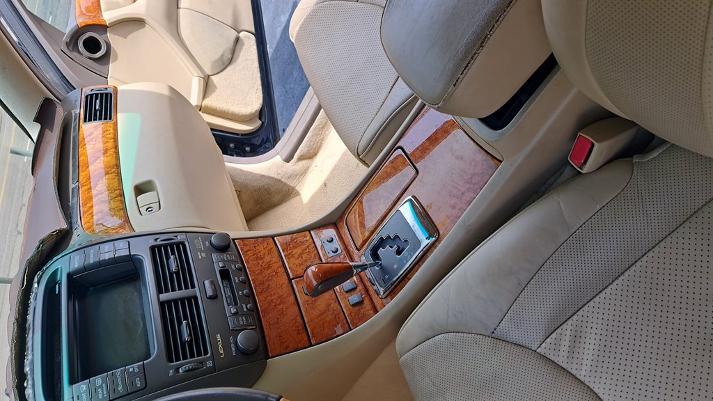 2006 Lexus LS - $10,995