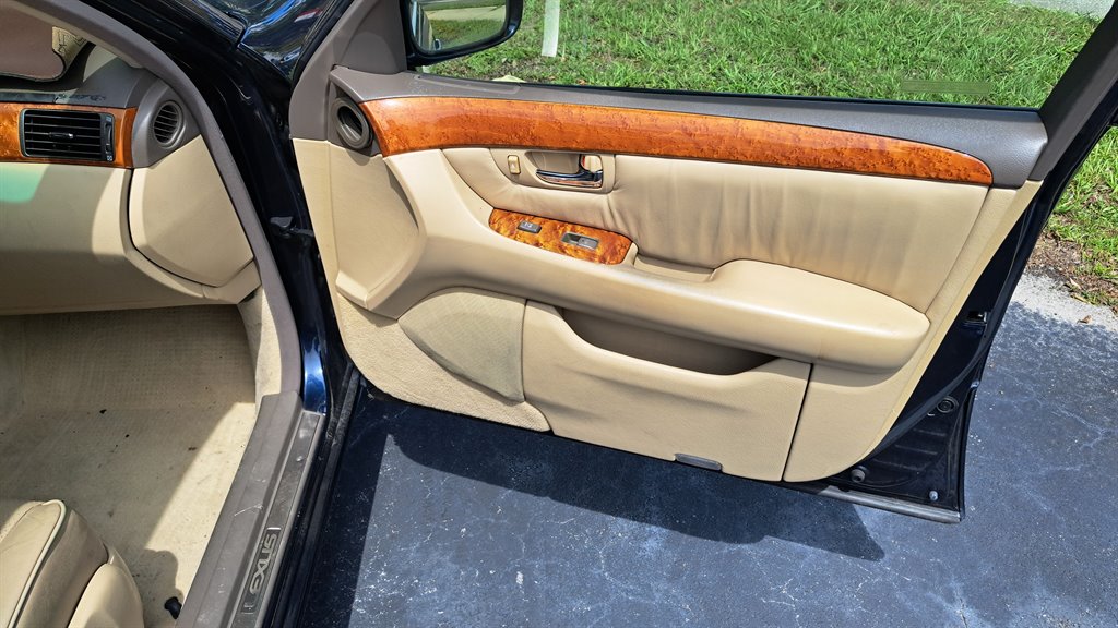 2006 Lexus LS - $10,995