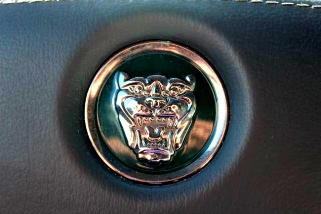 2004 Jaguar XJ-Series XJ8 photo