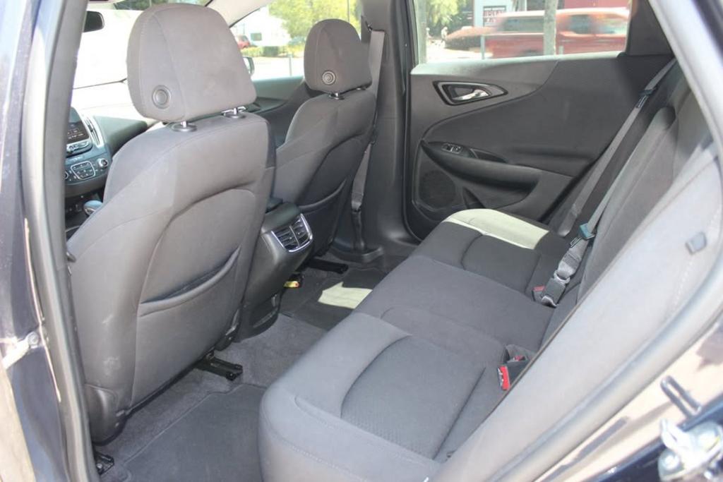 2020 Chevrolet Equinox - $14,995