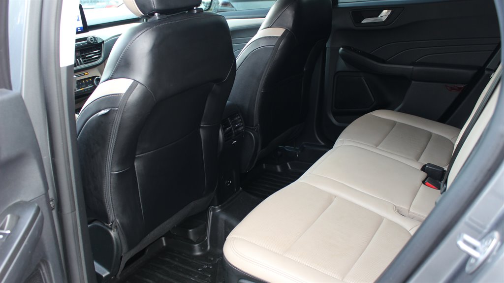 2022 Ford Escape - $15,995
