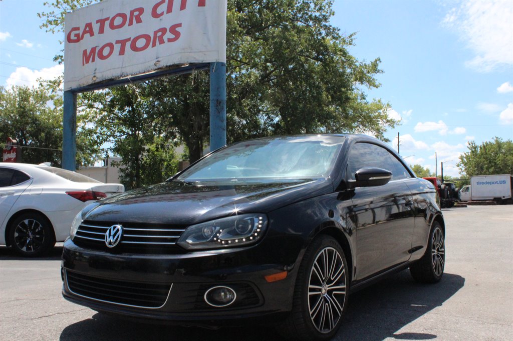 2015 Volkswagen Eos - $11,995