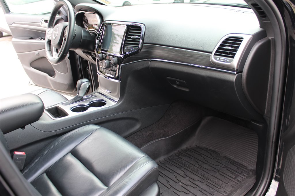 2019 Jeep Cherokee - $18,995