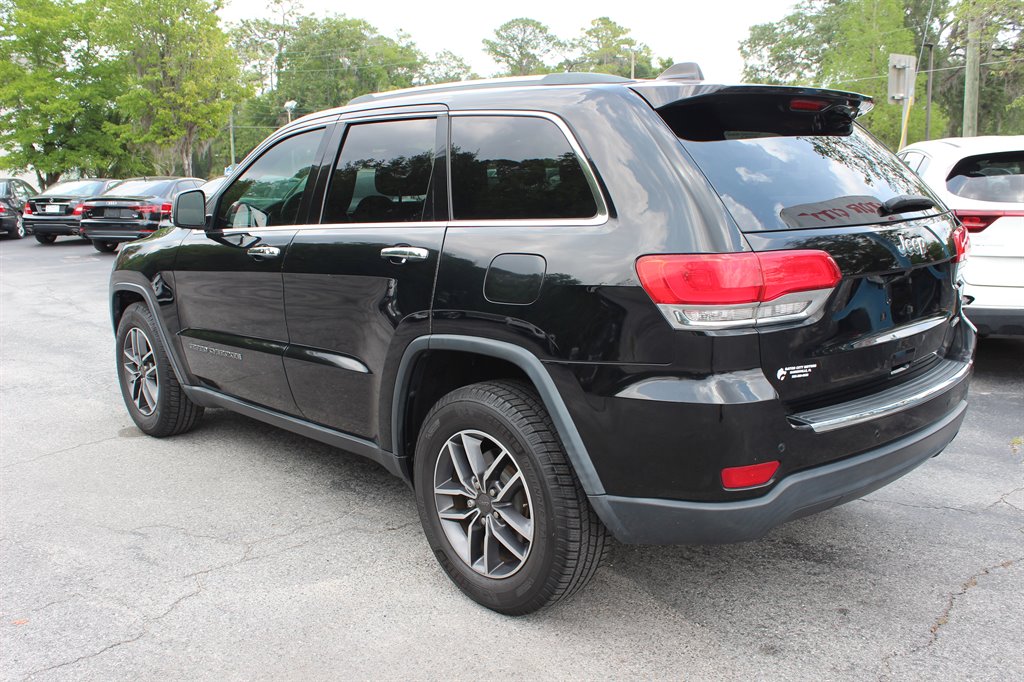 2019 Jeep Cherokee - $18,995