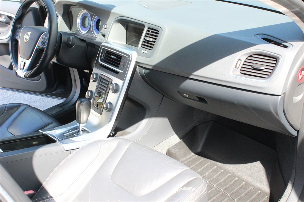 2012 Volvo S60 - $8,995