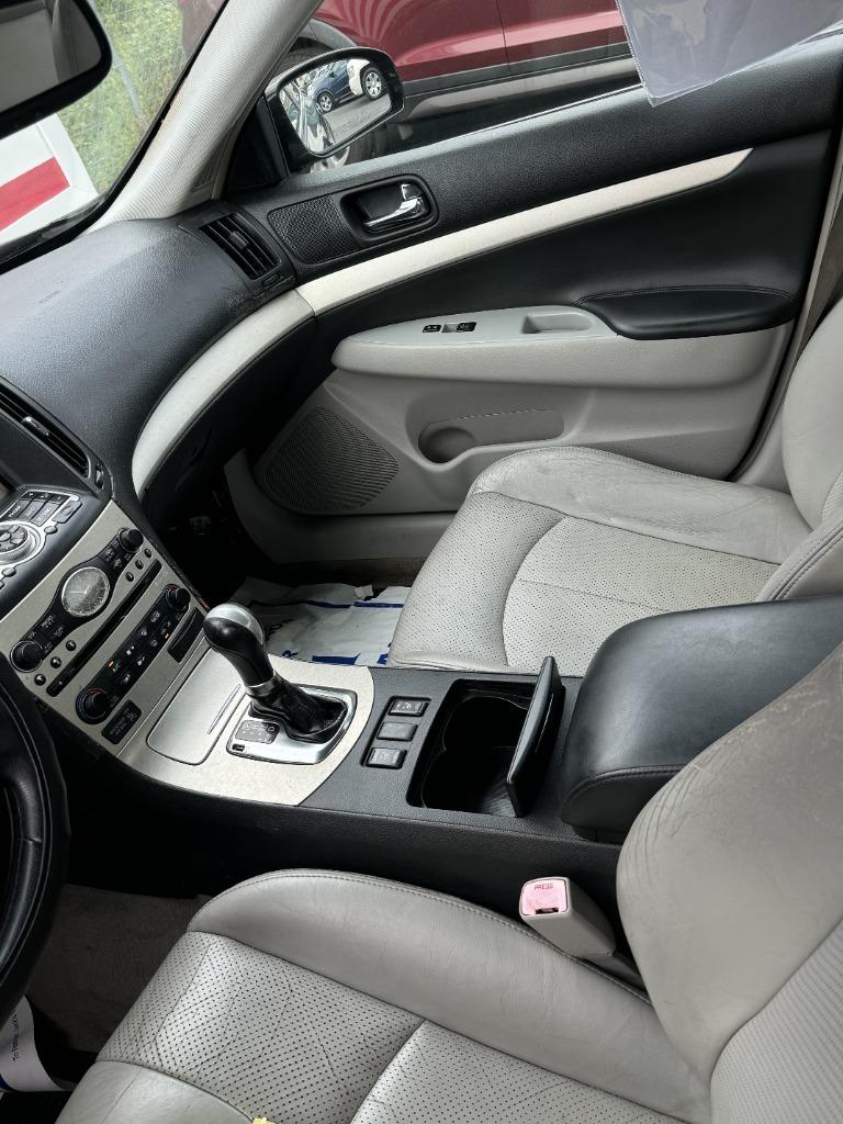 2008 Infiniti G35 photo