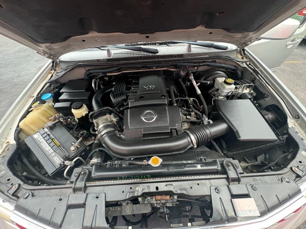2007 Nissan Pathfinder S photo