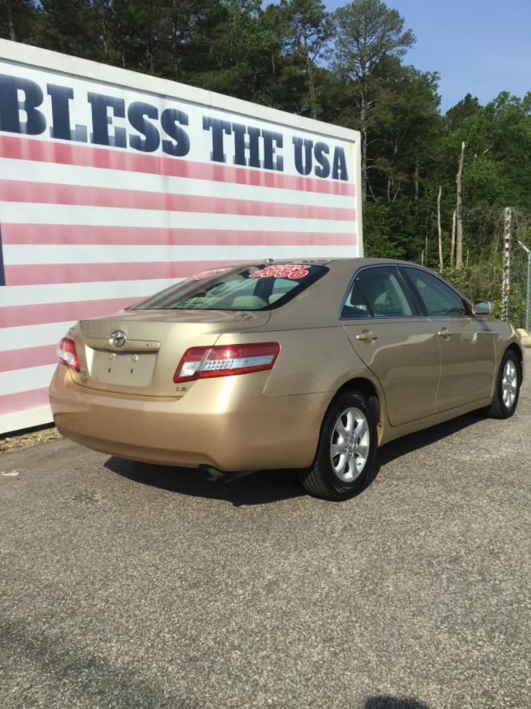 2011 Toyota Camry photo