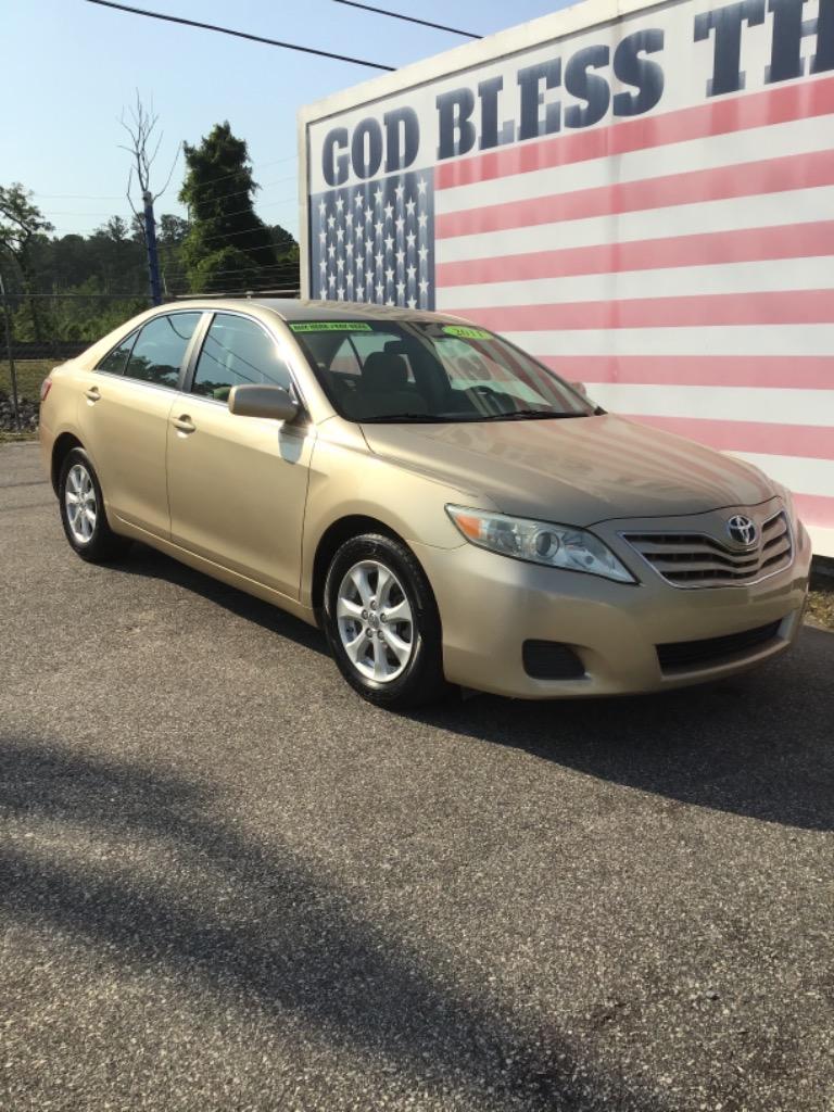 2011 Toyota Camry photo