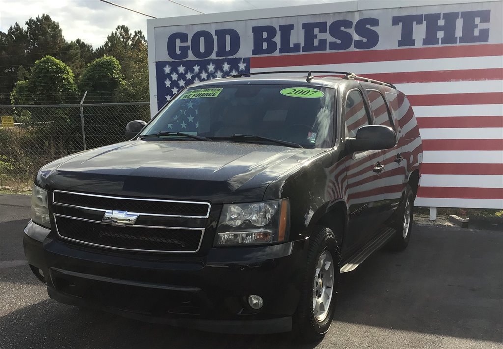 2007 Chevrolet Suburban LS 1500 photo