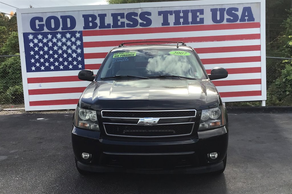2007 Chevrolet Suburban LS 1500 photo