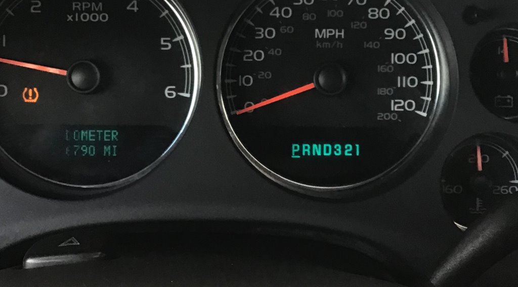2007 Chevrolet Suburban LS 1500 photo