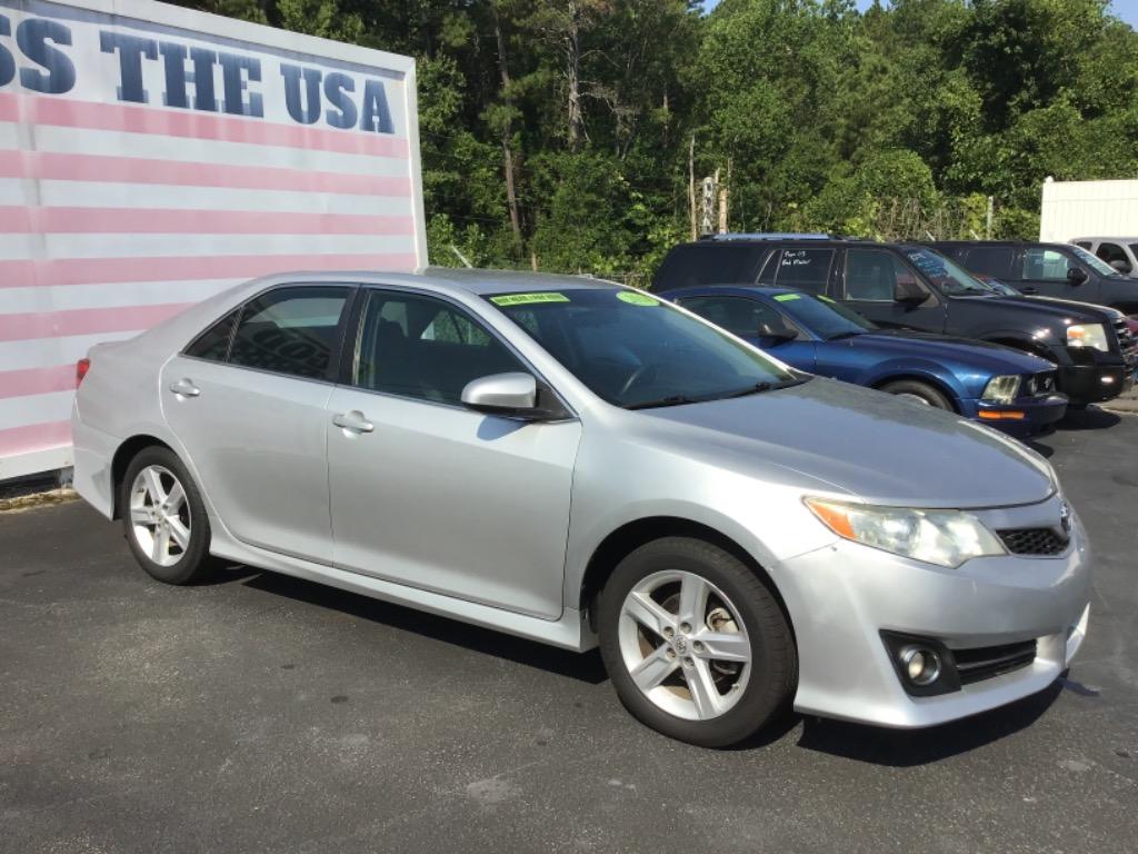 2014 Toyota Camry L photo