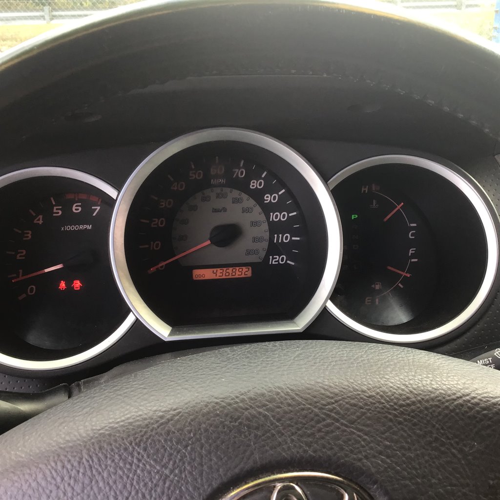 2005 Toyota Tacoma V6 photo
