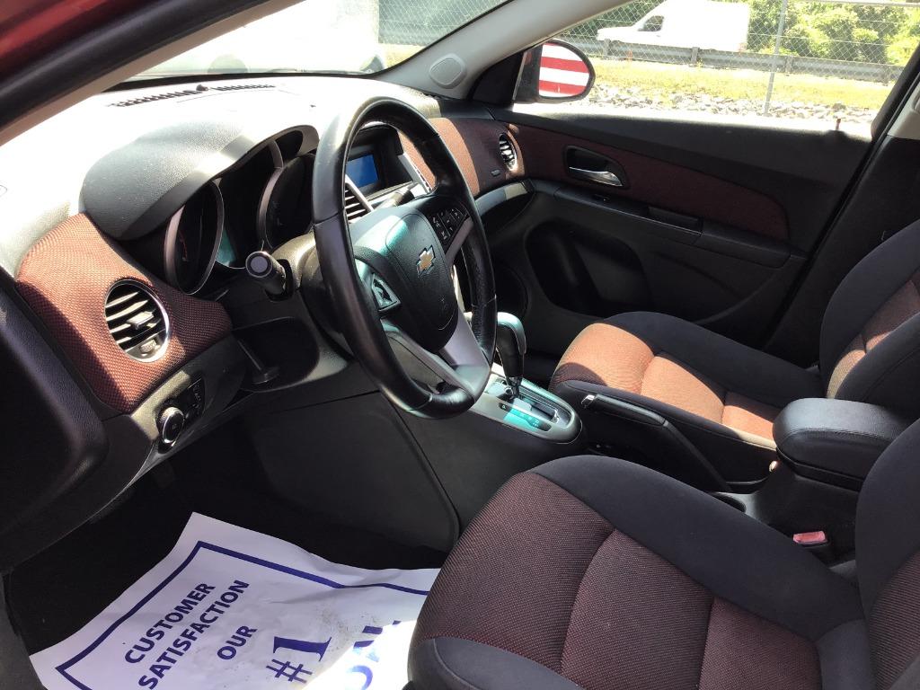2014 Chevrolet Cruze - $13,500