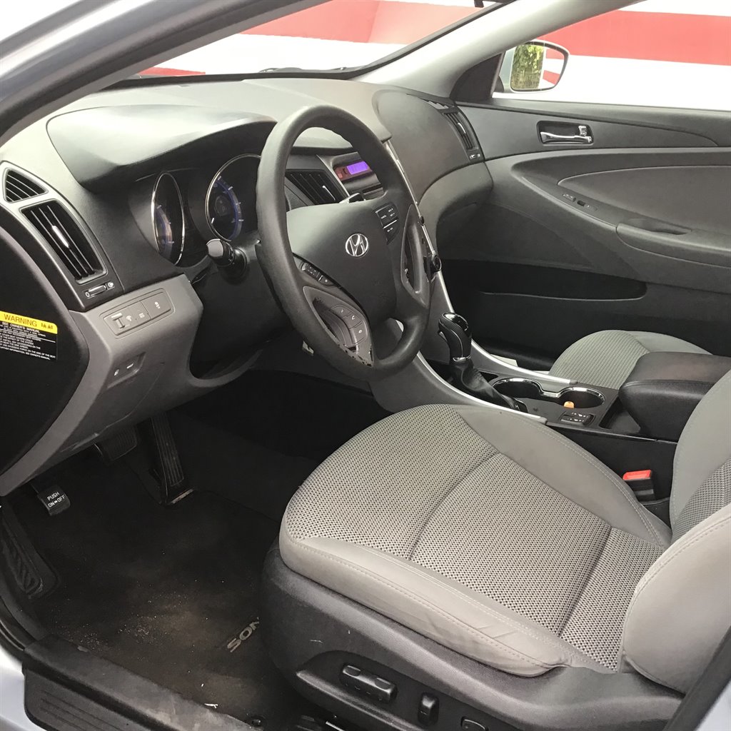 2009 Hyundai Santa Fe GLS photo