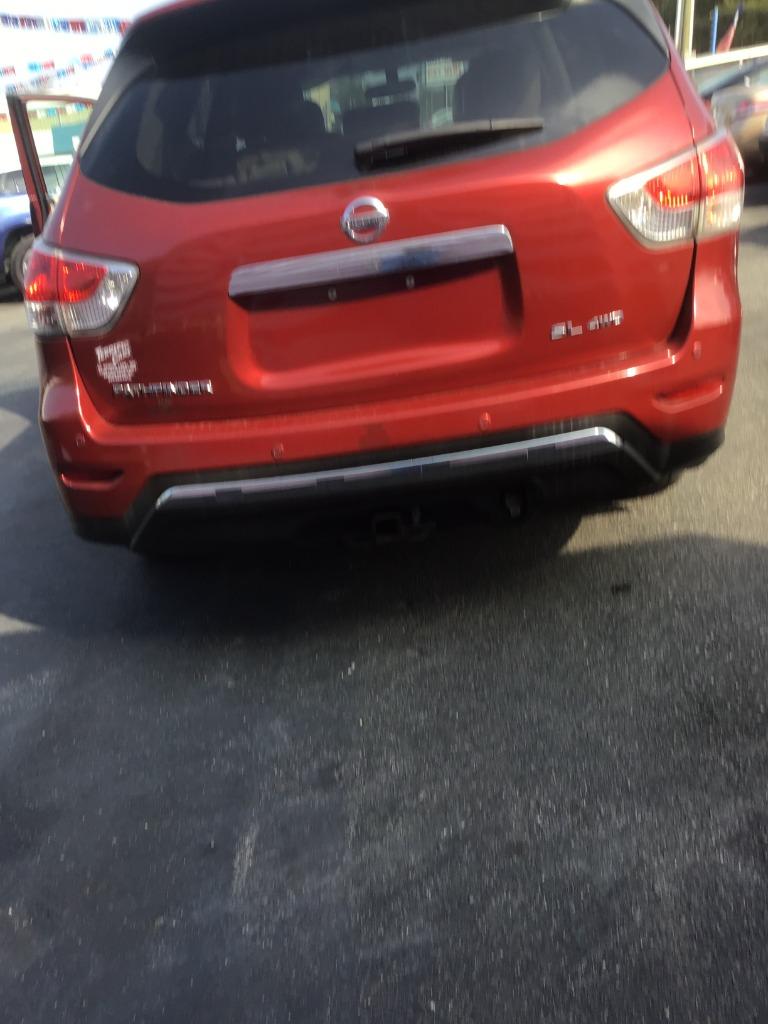 2013 Nissan Pathfinder S photo