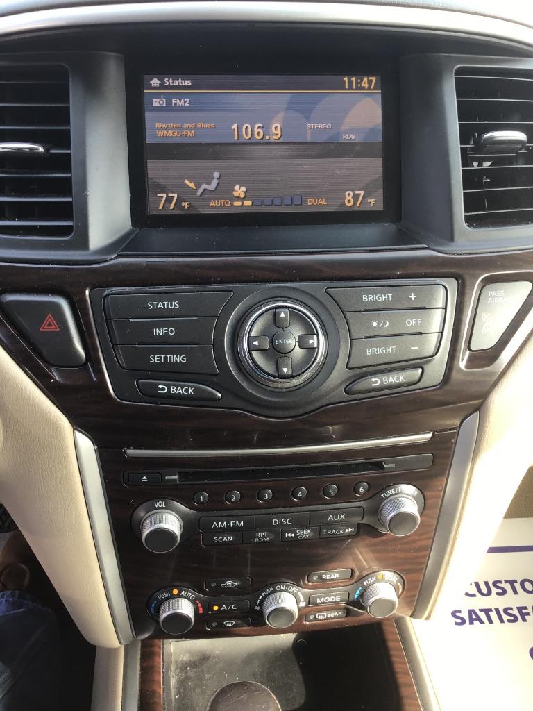 2013 Nissan Pathfinder S photo