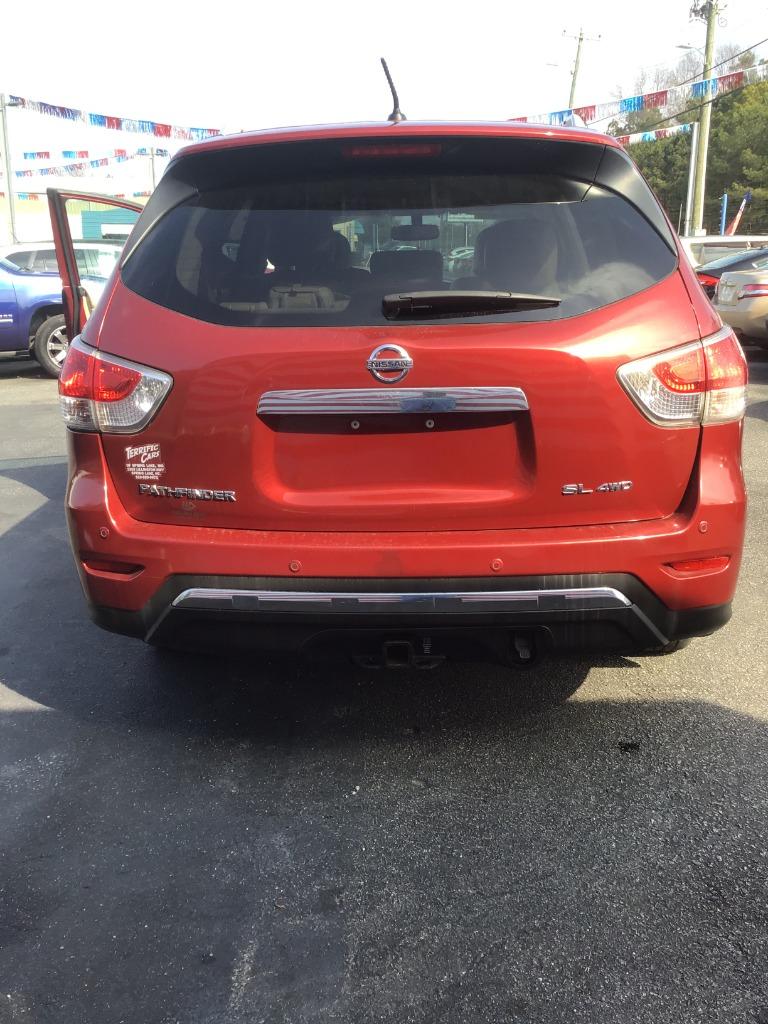 2013 Nissan Pathfinder S photo