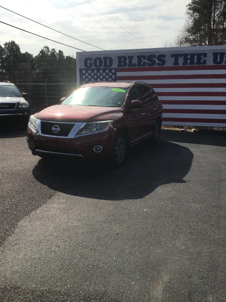 2013 Nissan Pathfinder S photo
