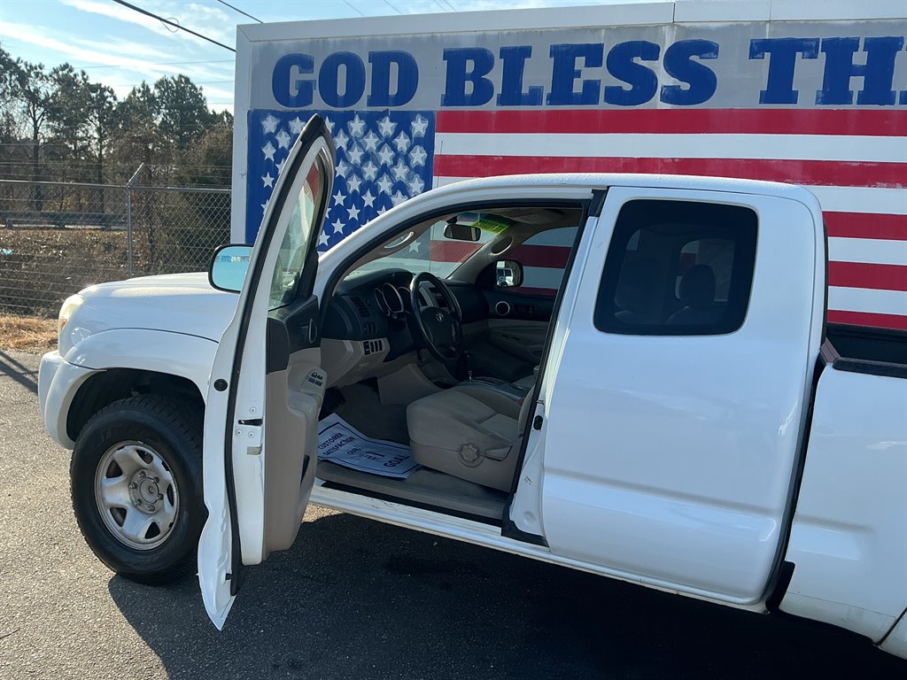 2007 Toyota Tacoma - $11,500