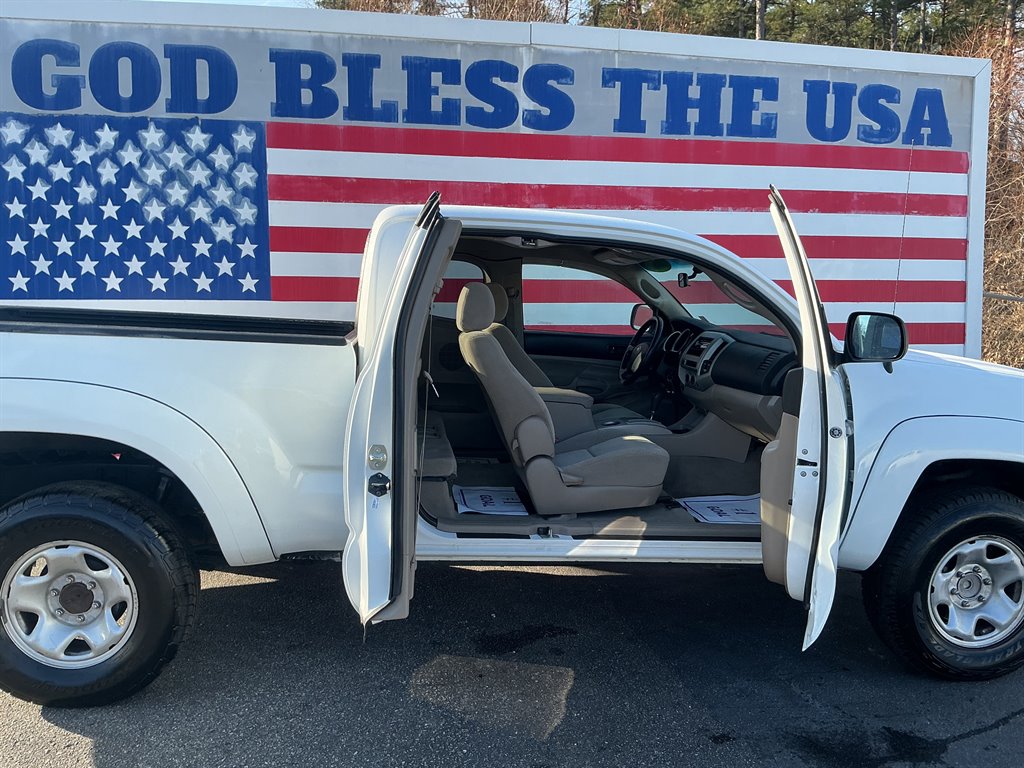 2007 Toyota Tacoma - $11,500