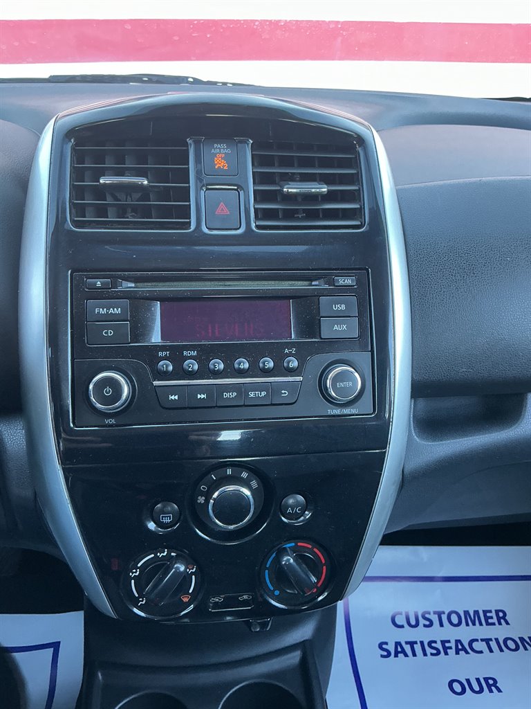 2015 Nissan Versa - $10,000