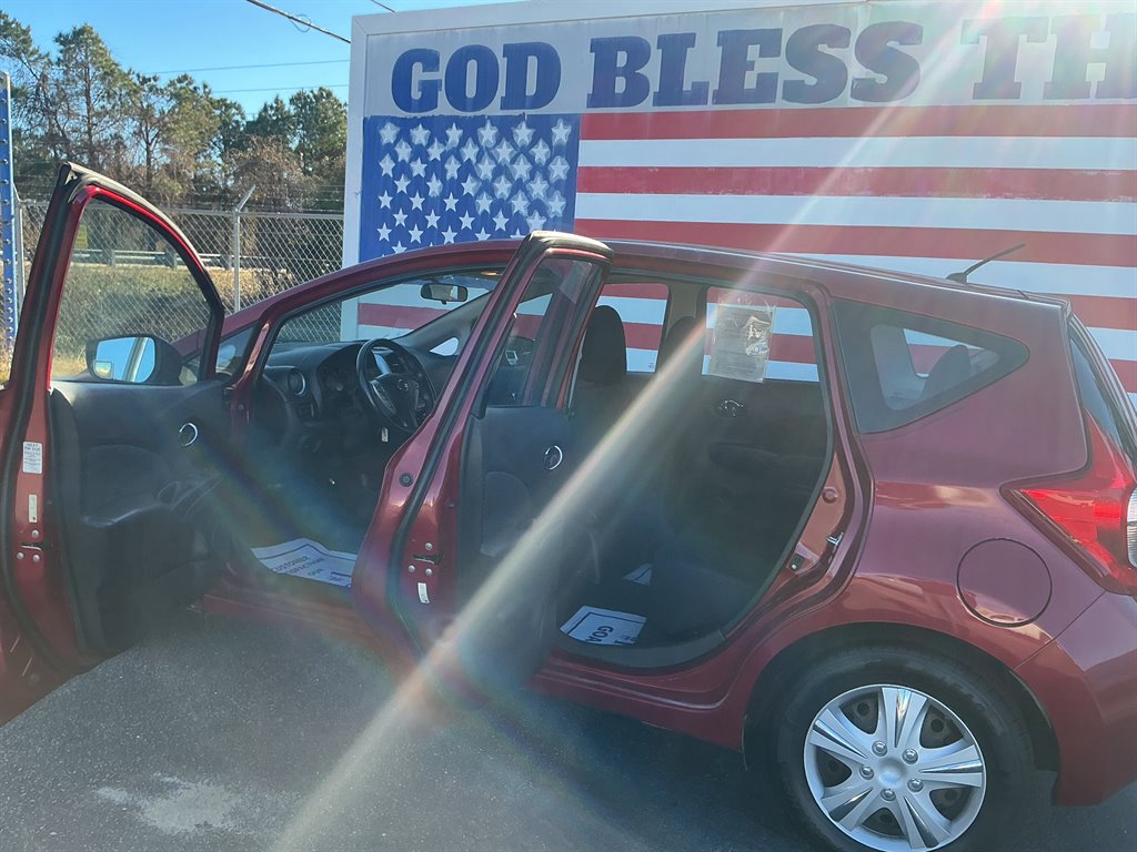 2015 Nissan Versa - $10,000
