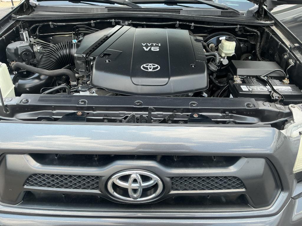 2014 Toyota Tacoma - $19,900