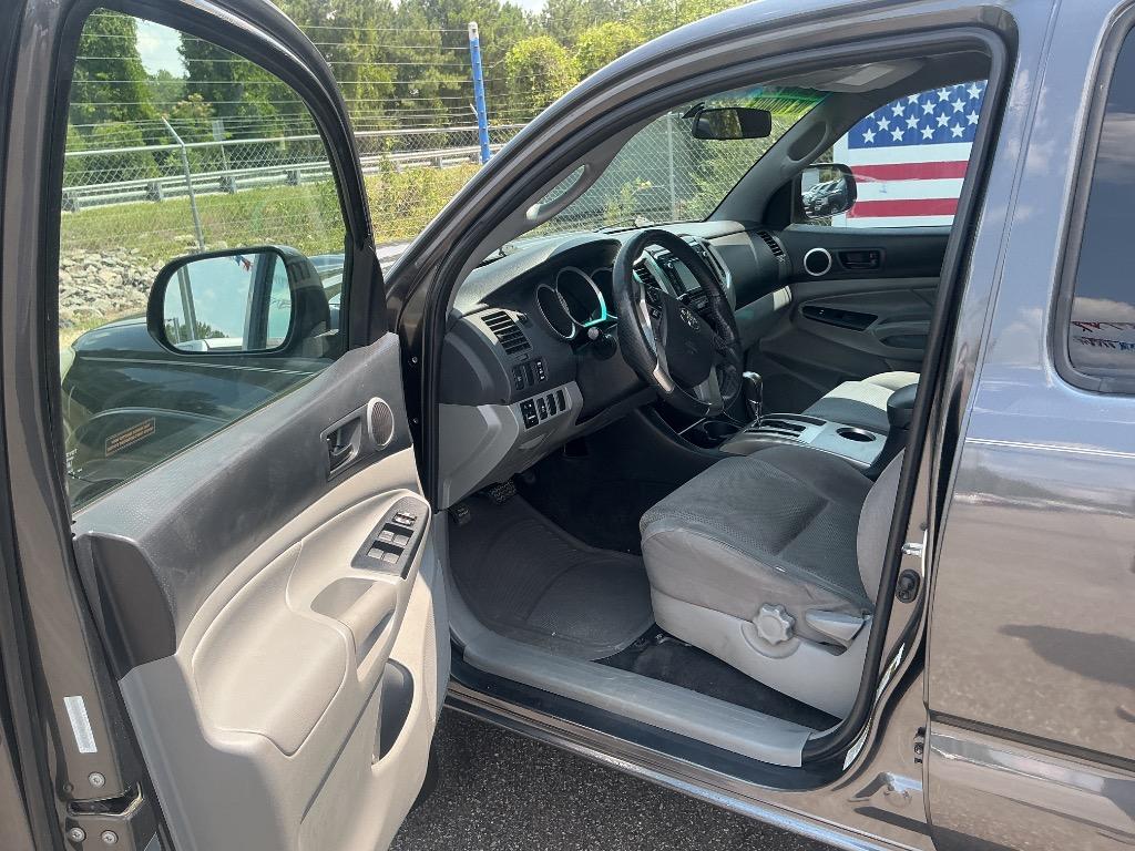 2014 Toyota Tacoma - $19,900