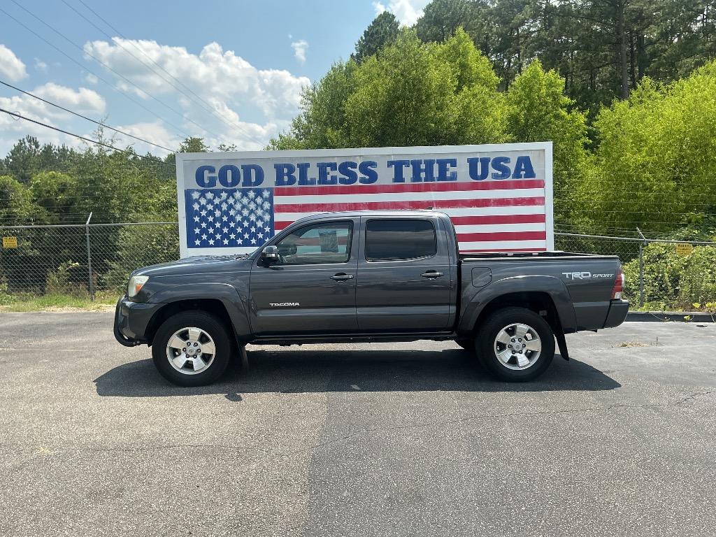 2014 Toyota Tacoma - $19,900
