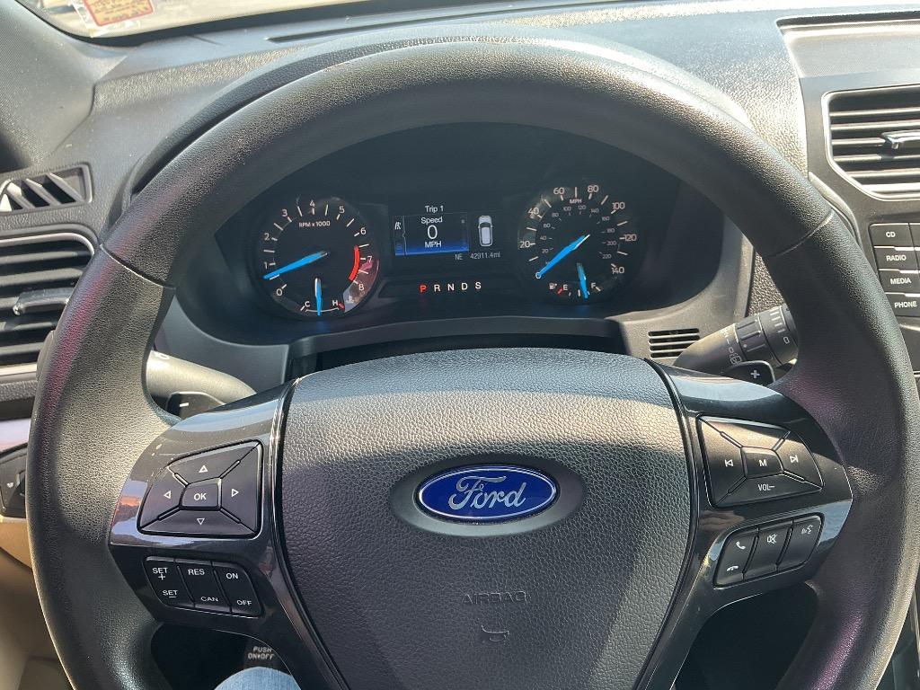 2016 Ford Explorer - $16,000
