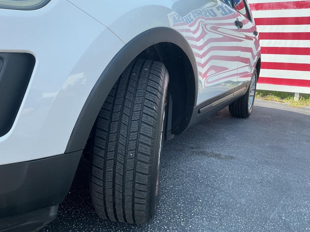 2016 Ford Explorer - $16,000
