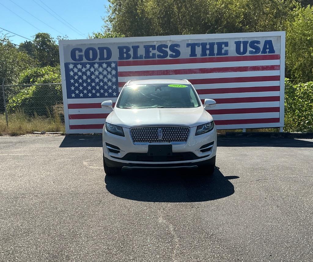 2019 Lincoln MKC - $19,000