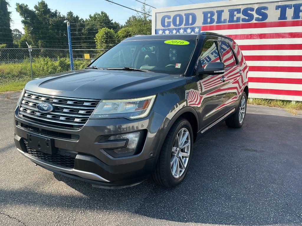 2016 Ford Explorer - $16,500