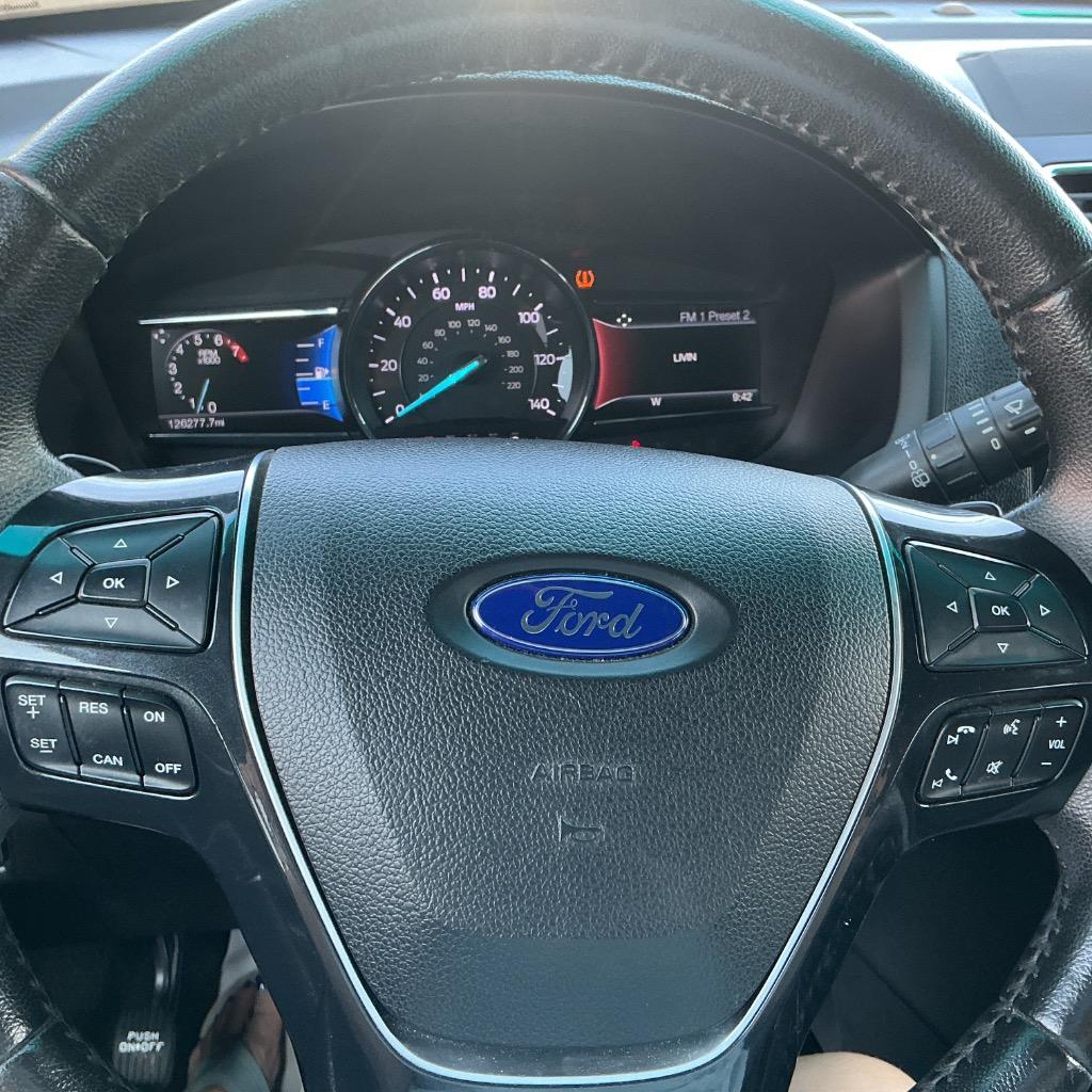 2016 Ford Explorer - $16,500