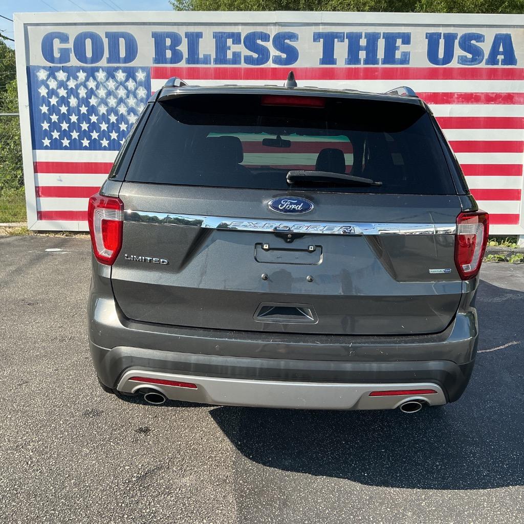 2016 Ford Explorer - $16,500
