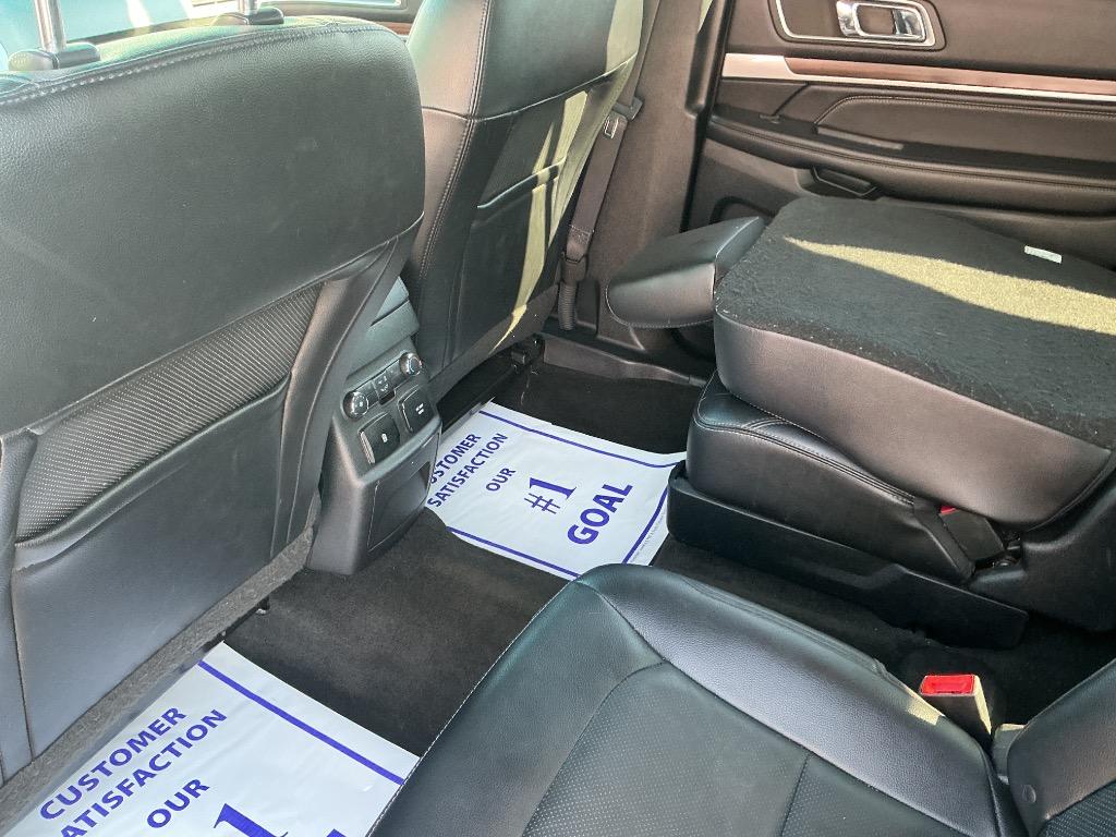 2016 Ford Explorer - $16,500