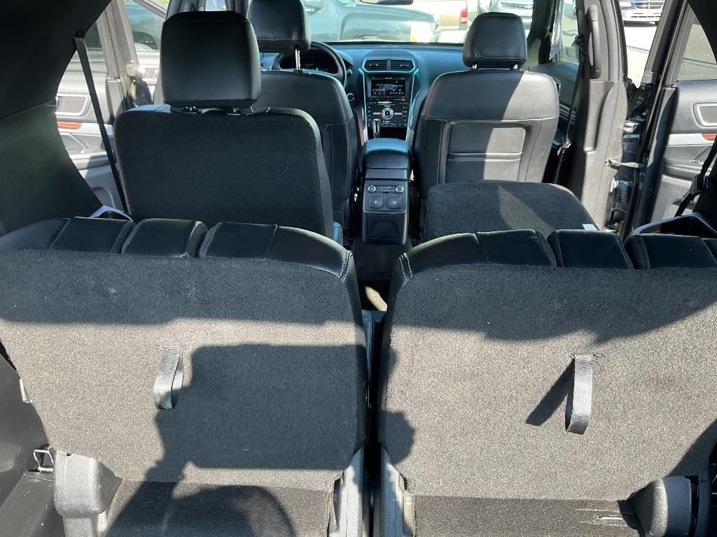 2016 Ford Explorer - $16,500