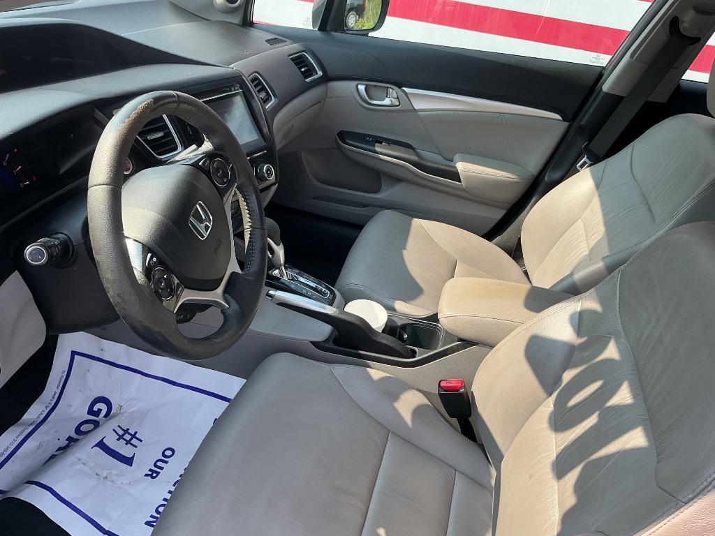 2014 Honda Civic - $9,000