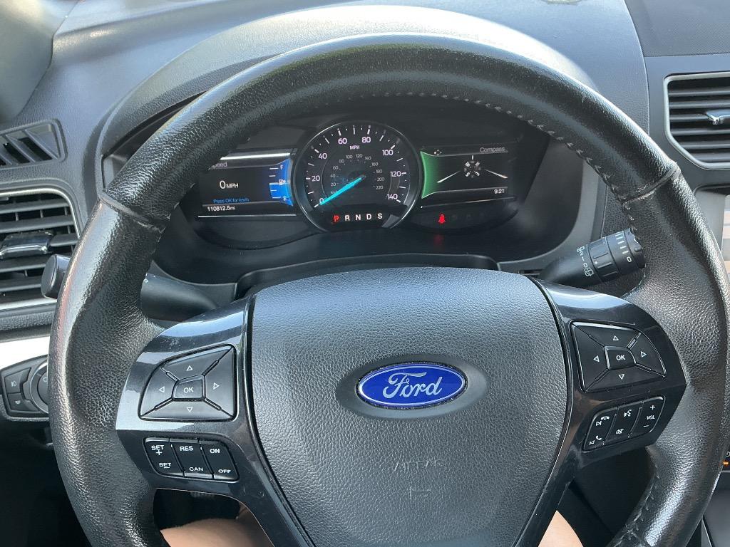 2018 Ford Explorer - $11,000