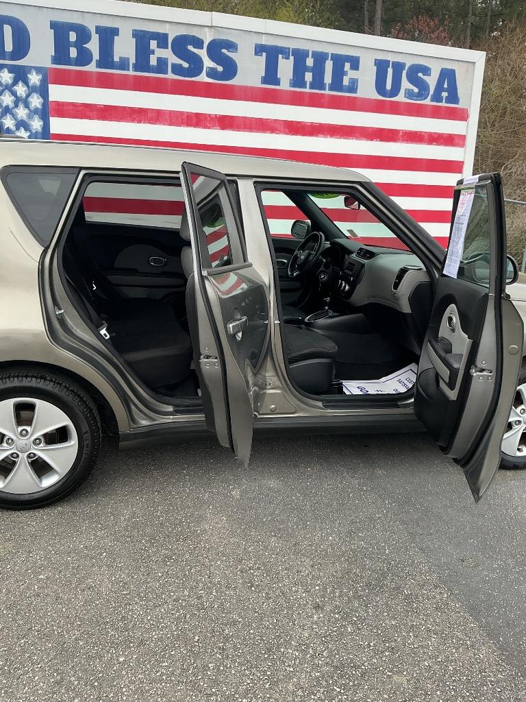 2016 Kia Soul - $6,000