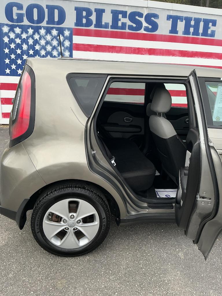 2016 Kia Soul - $6,000