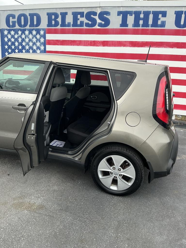 2016 Kia Soul - $6,000