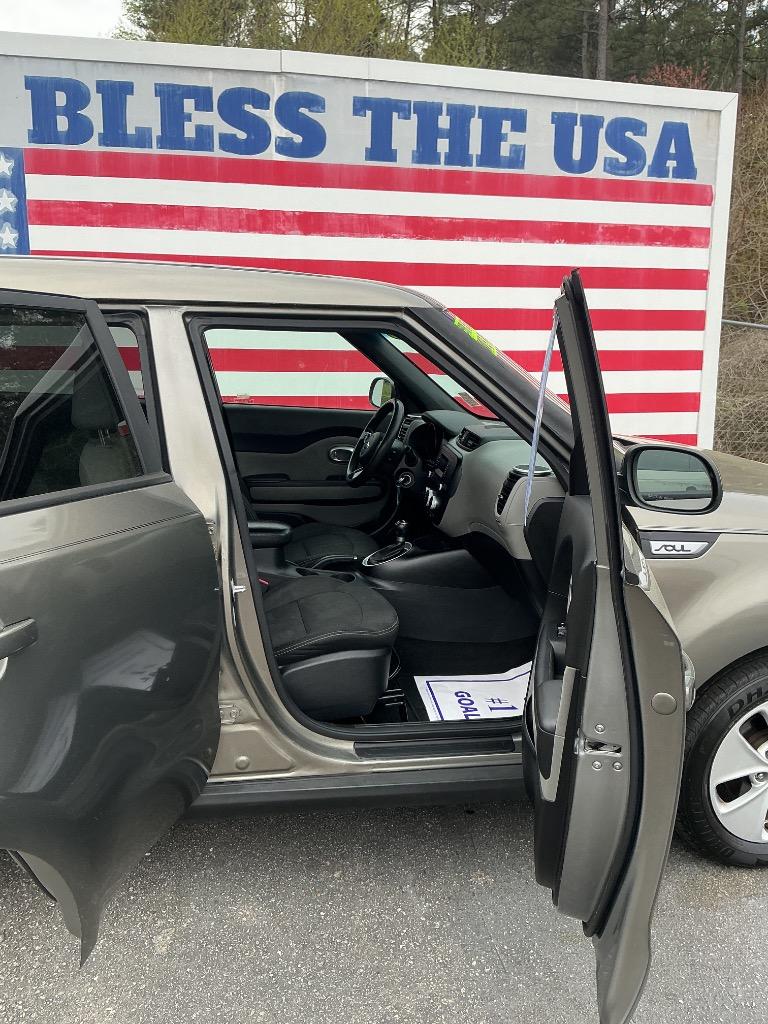 2016 Kia Soul - $6,000
