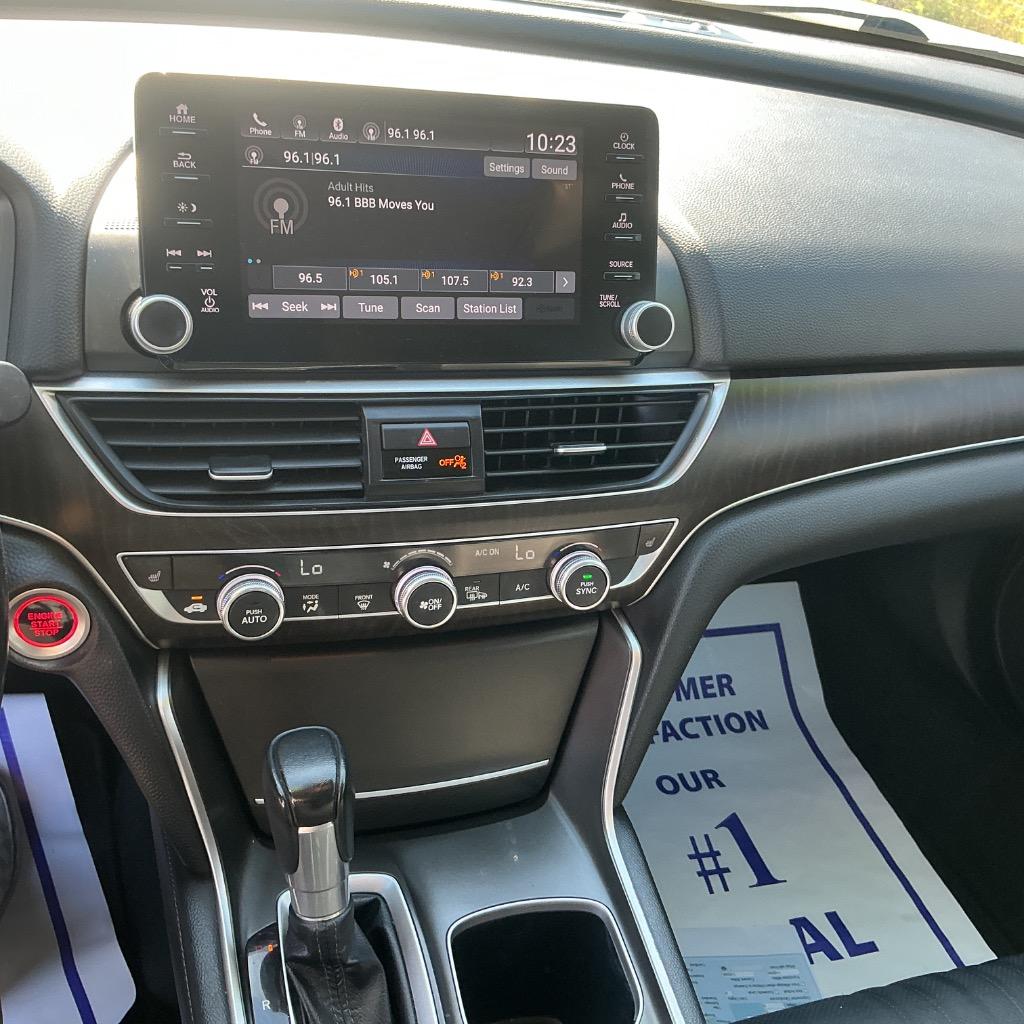 2019 Honda Accord - $18,000