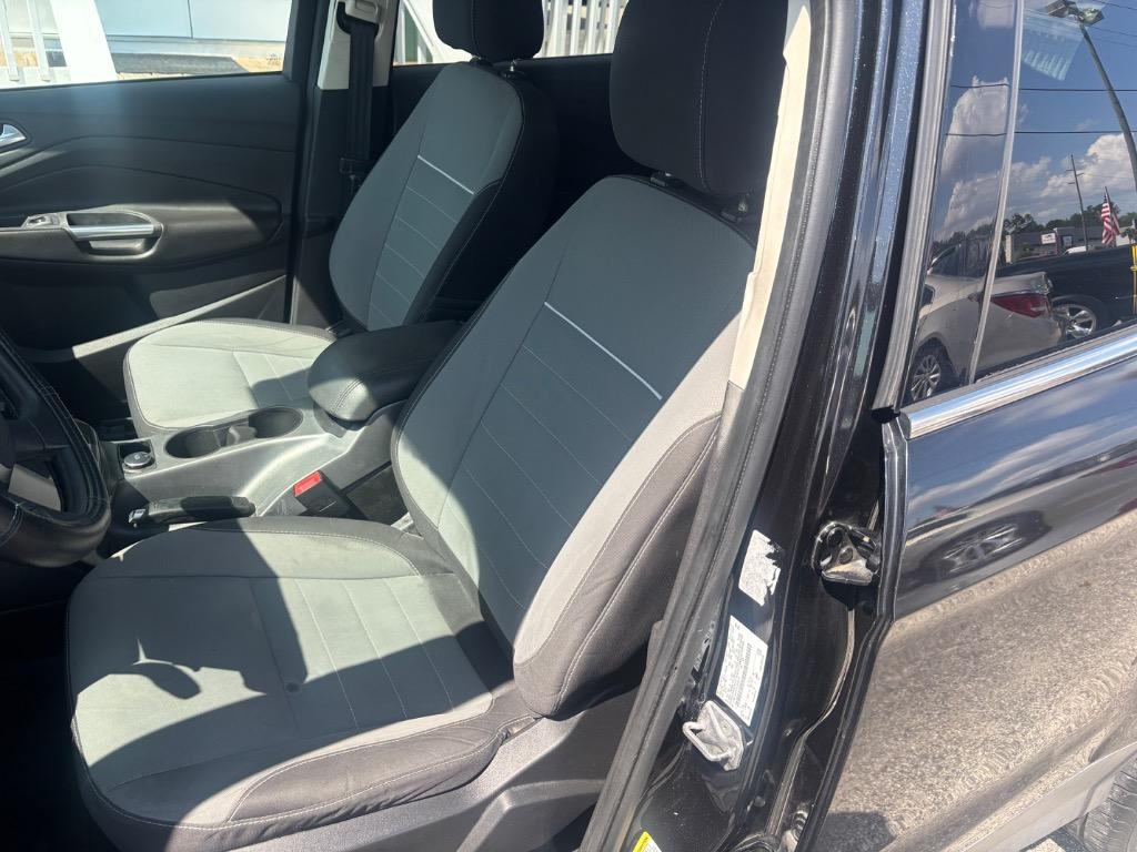 2014 Ford Escape SE photo