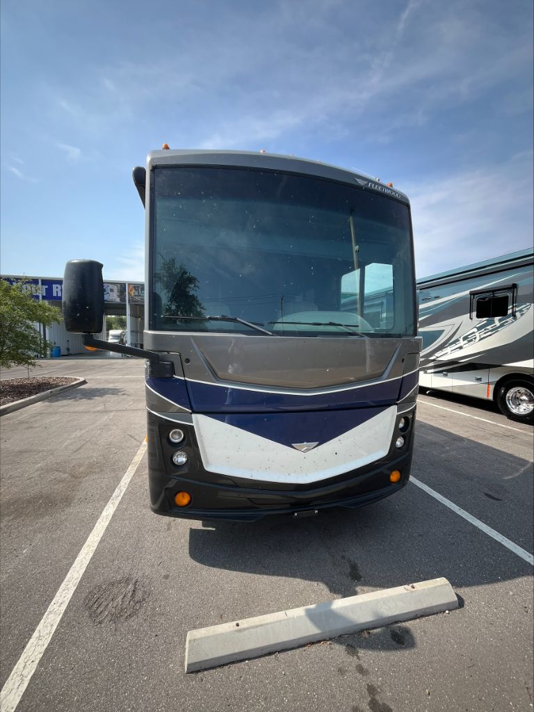 2019 Fleetwood DISCOVERY 38K  photo